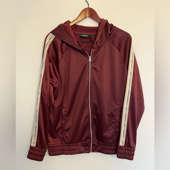 Conspiracy by wesc Burgundy Hoodie with Logo Accents size XL women - Picture 3 of 7